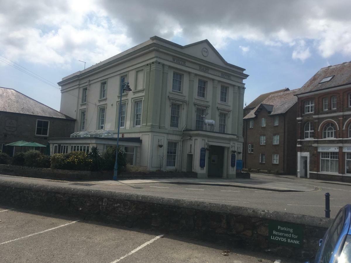 The White Hart Inn